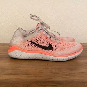 Nike Free RN Flyknit Tennis Shoes